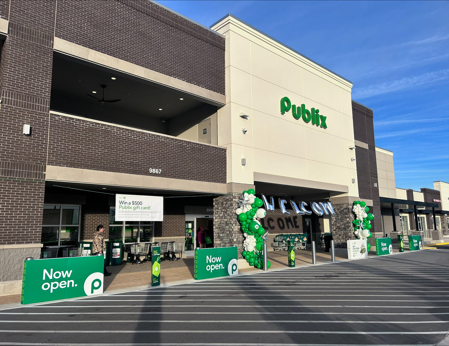 20231213-132804-Publix_181_exterior